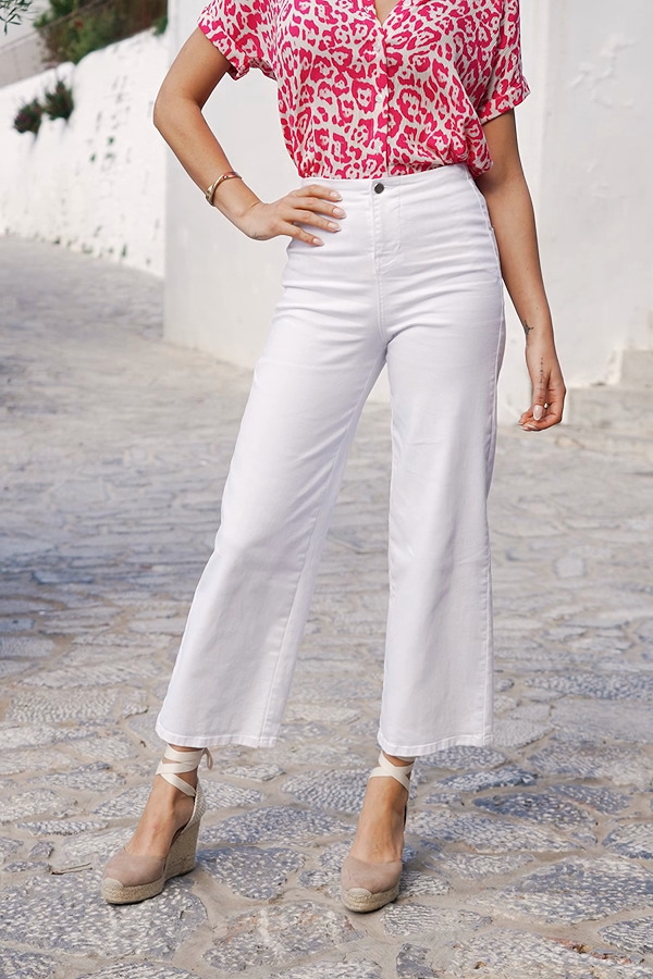 White Wide Leg Cropped Jeans