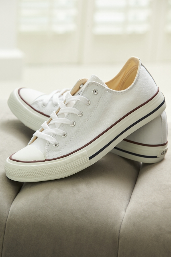 Victoria Blanco Canvas Trainers
