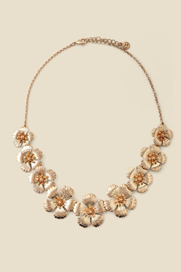Gold Flower Detail Necklace