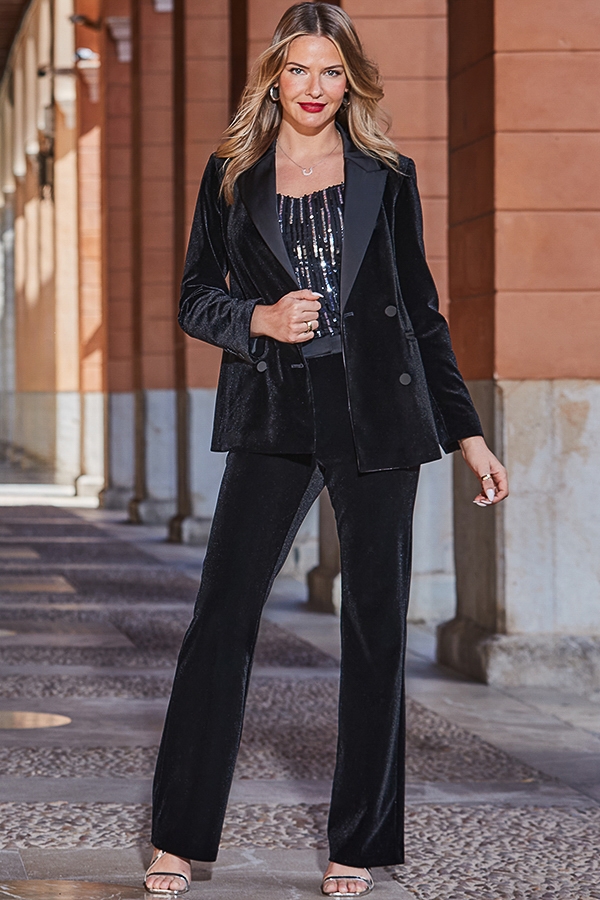 Black Luxury Velvet Tuxedo Blazer