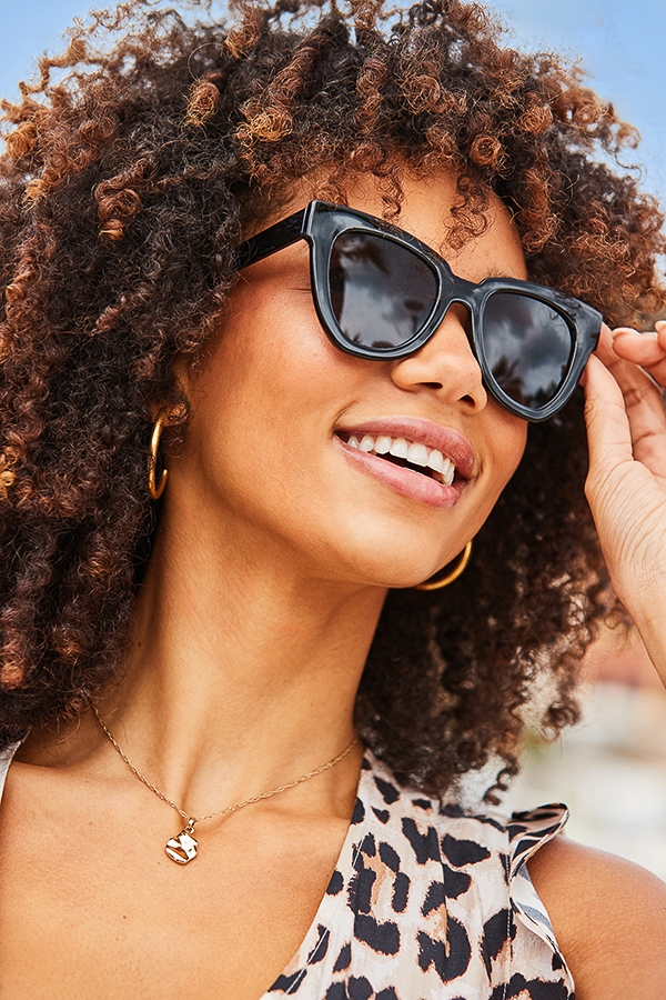 Black Soft Winged Sunglasses