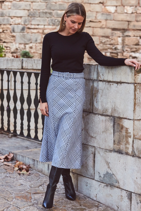 Black & White Houndstooth Print Belted Midi Skirt