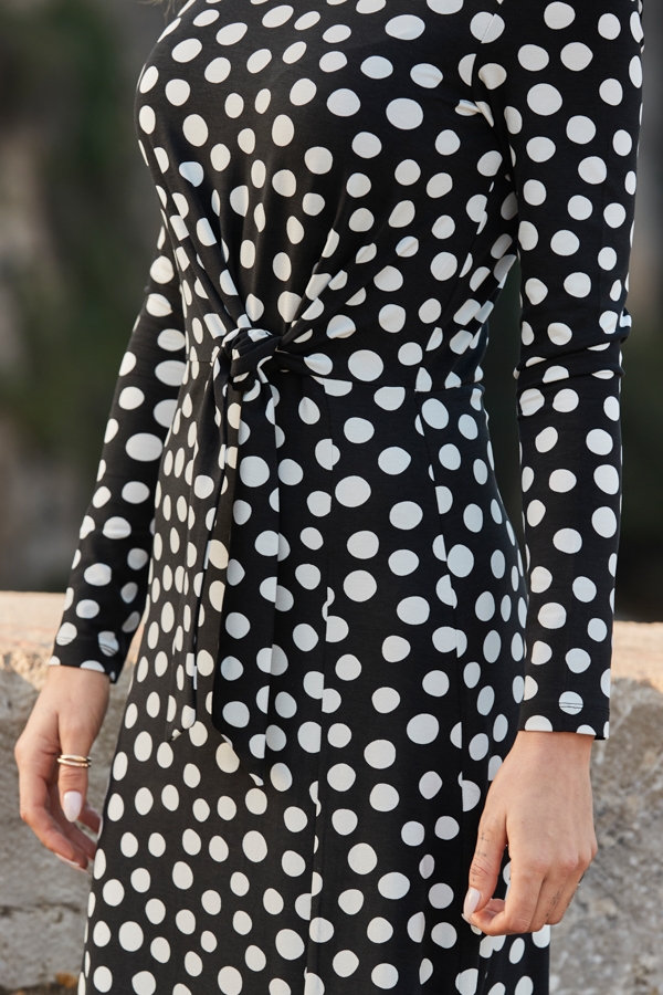 Black & White Spot Print Tie Waist Fit & Flare Jersey Dress