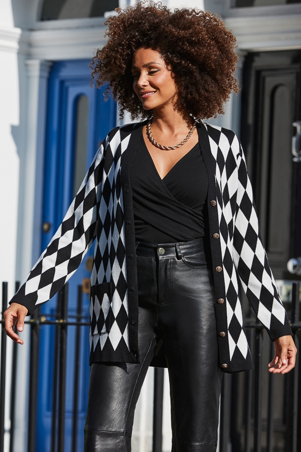 Black & White Diamond Pattern Cardigan