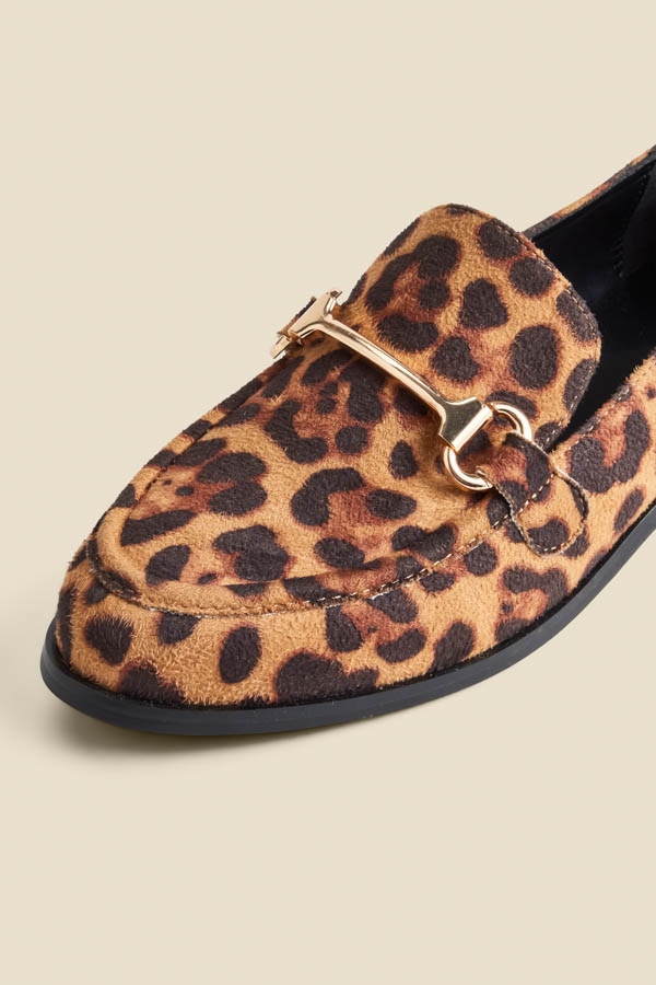 Leopard Print Snaffle Trim Mule Loafers