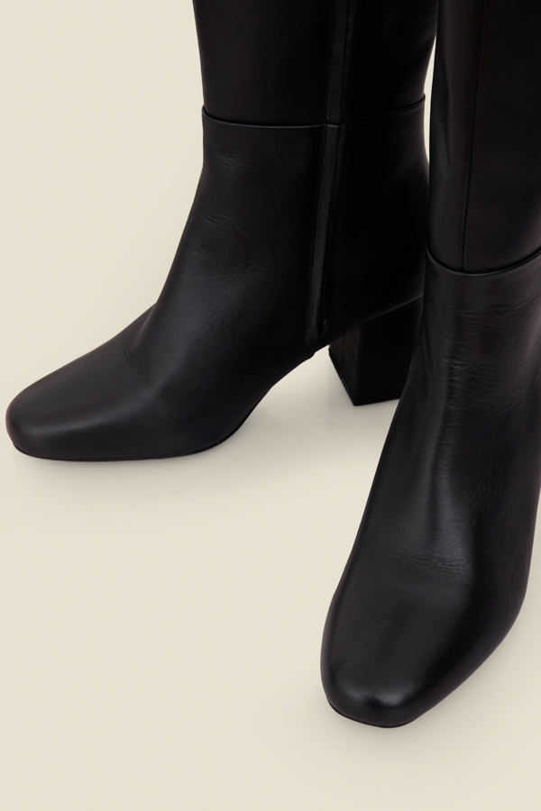 Black Leather Mid Heel Knee High Boots