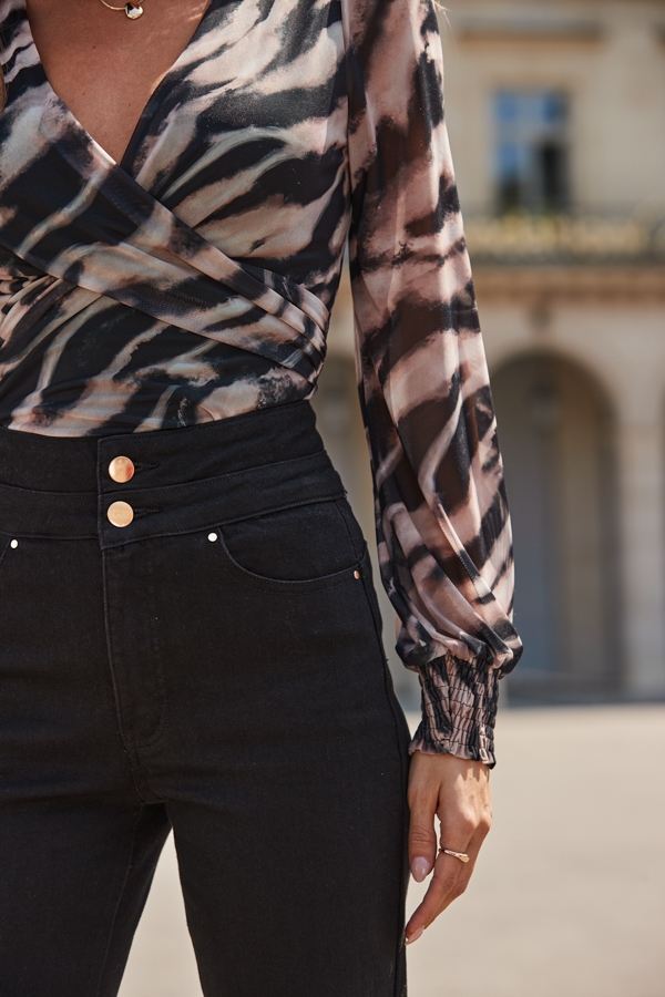 Black Contour Waist Wide Leg Jeans