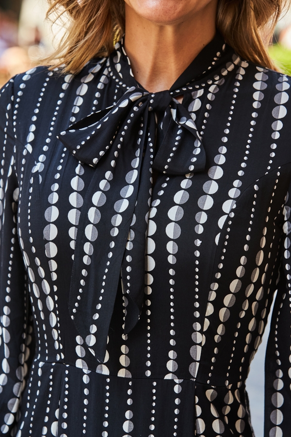 Black Geometric Print Tie Neck Midi Dress With Split Hem