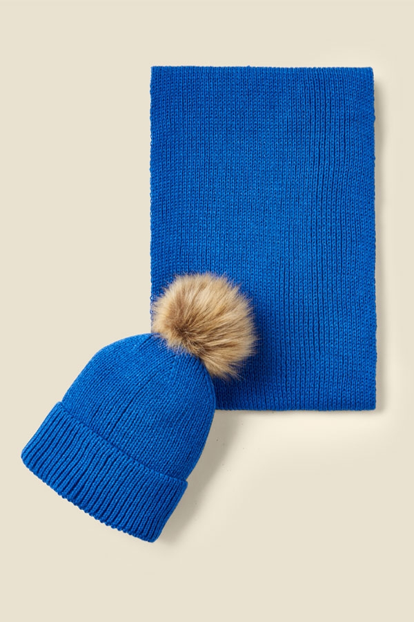Penny Bright Blue Rib Knitted Snood
