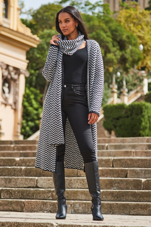 Black & White Herringbone Knit Longline Cardigan With Scarf