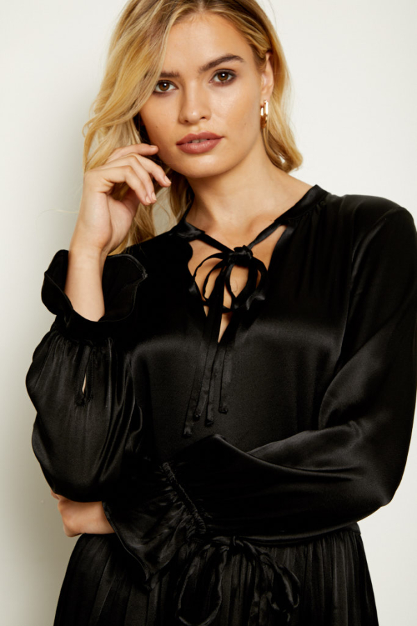 Black Drawstring Waist Tunic Dress