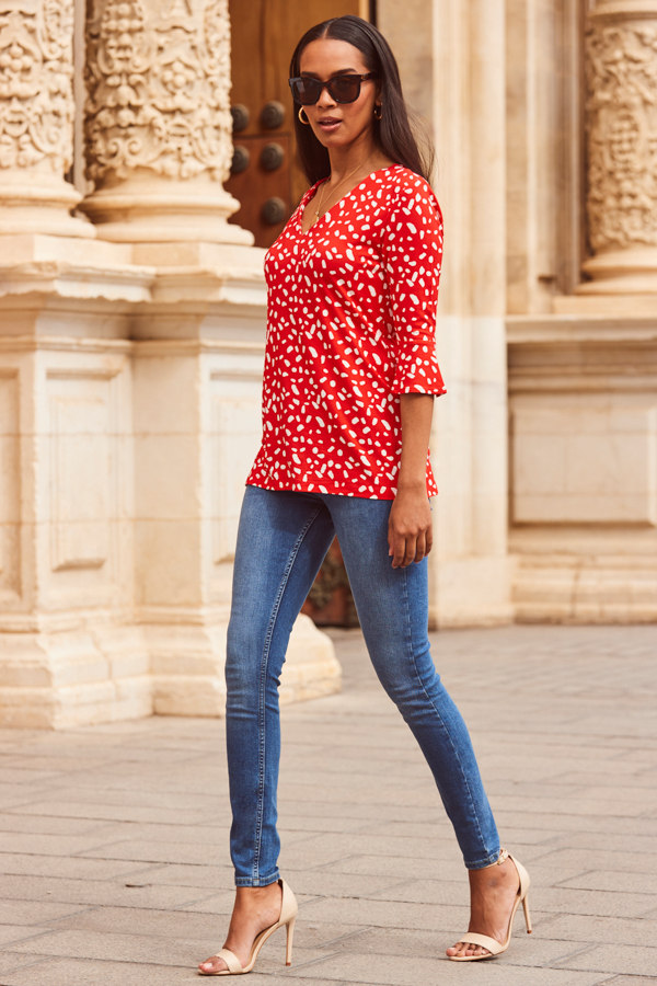 Red & White Fleck Print Fluted Sleeve Jersey Top