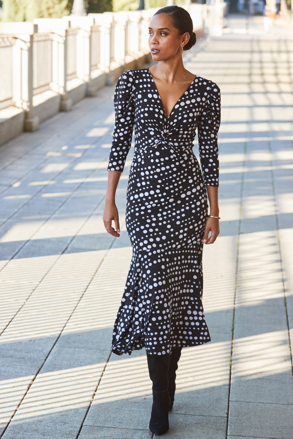Black & White Abstract Print Twist Front Ruched Sleeve Fit & Flare Dress