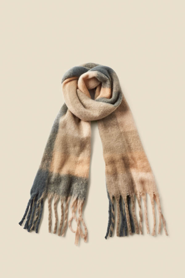 Blue Check Scarf With Tassels