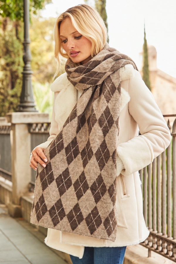 Brown Argyle Knitted Scarf