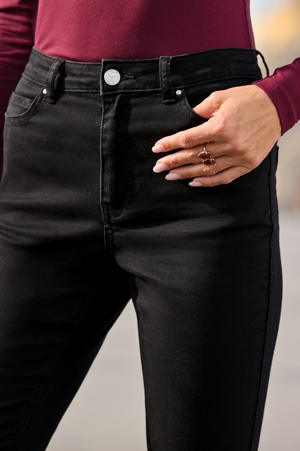 Black Super Soft Cigarette Slim Leg Jeans