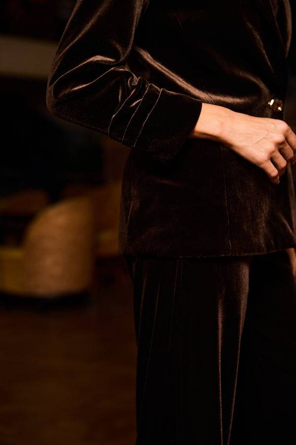 Chocolate Brown Luxe Velvet Blazer