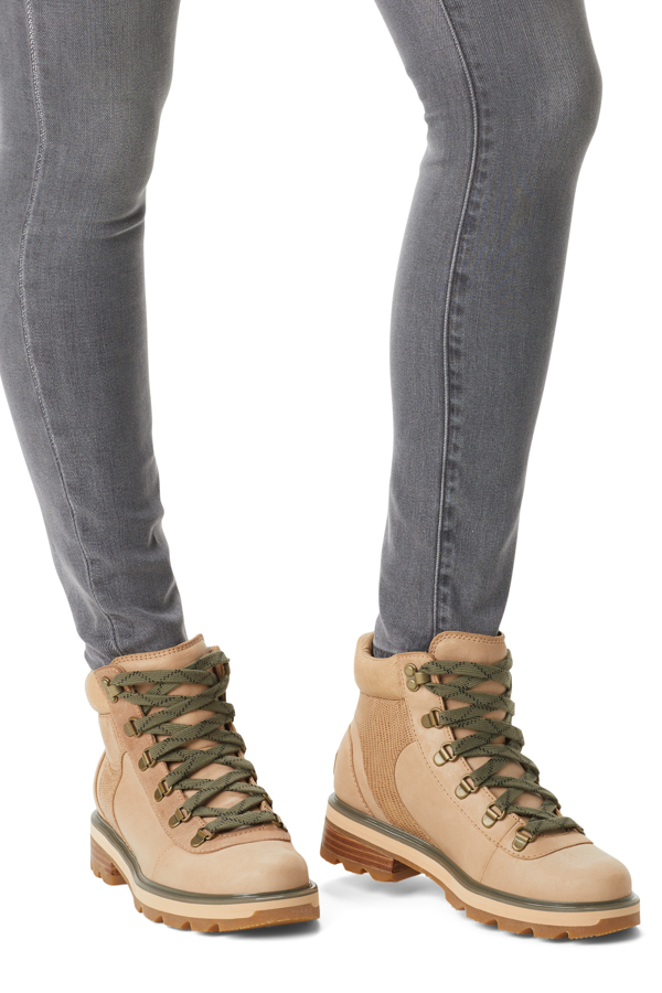 Sorel Tan Short Laced Up Hiker Boot