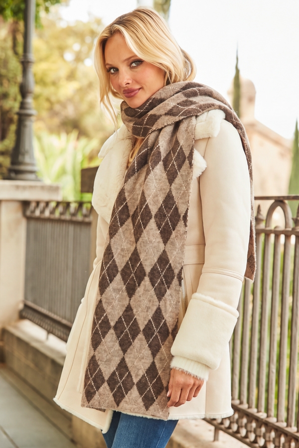 Brown Argyle Knitted Scarf