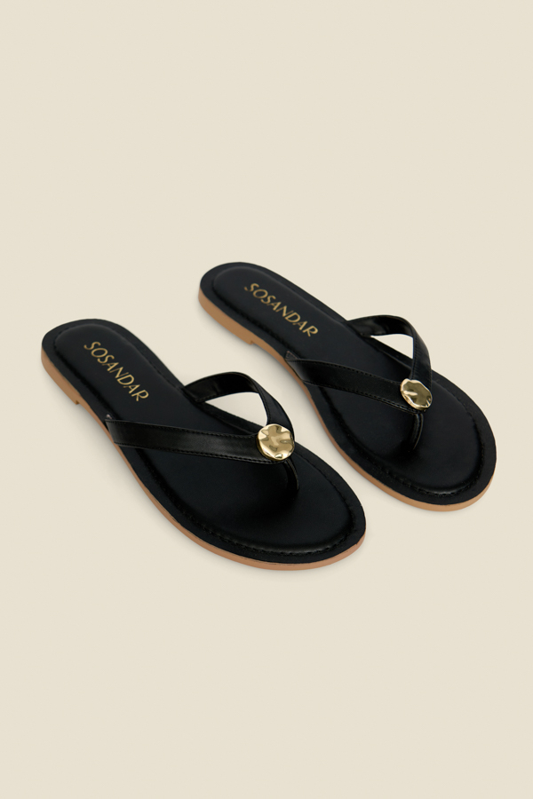 Black Hammered Detail Toe Post Flip Flops