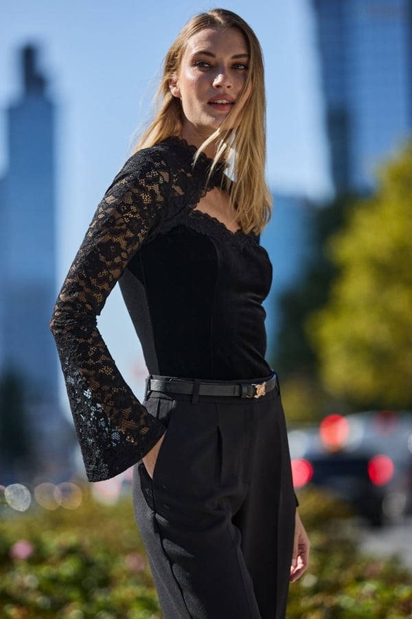 Black Lace Sweetheart Neck Keyhole Detail Velvet Top
