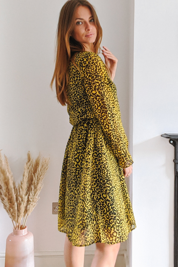 black and gold animal print dress Yellow & Tie Neck Get that 90s Pam With Straps birthday celebrations Color:DARK CHOCOLATE